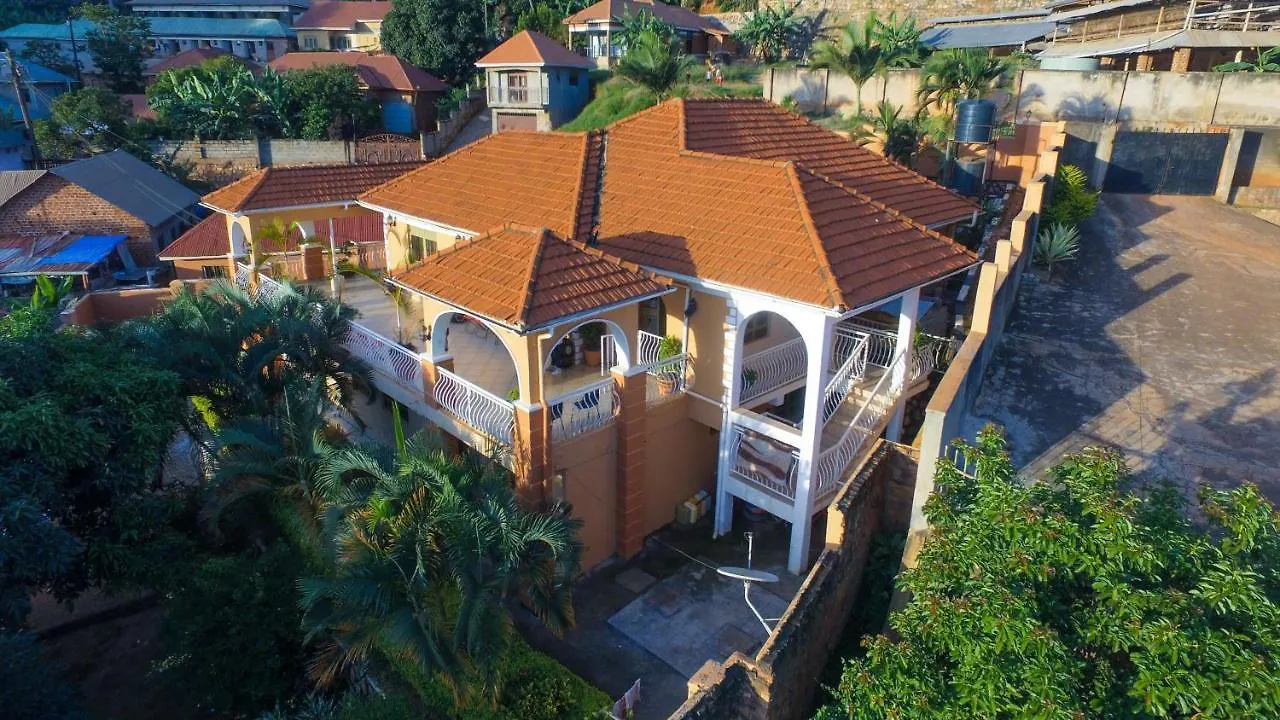 The Terrace Villa كامبالا