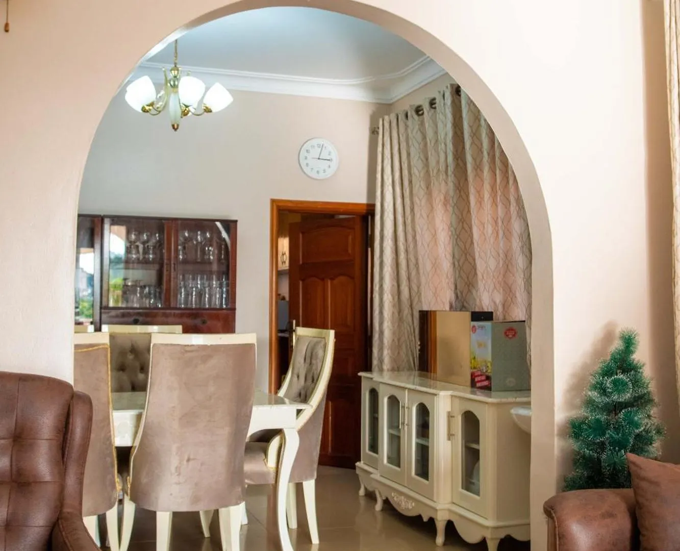 The Terrace Villa كامبالا بيت للعطل