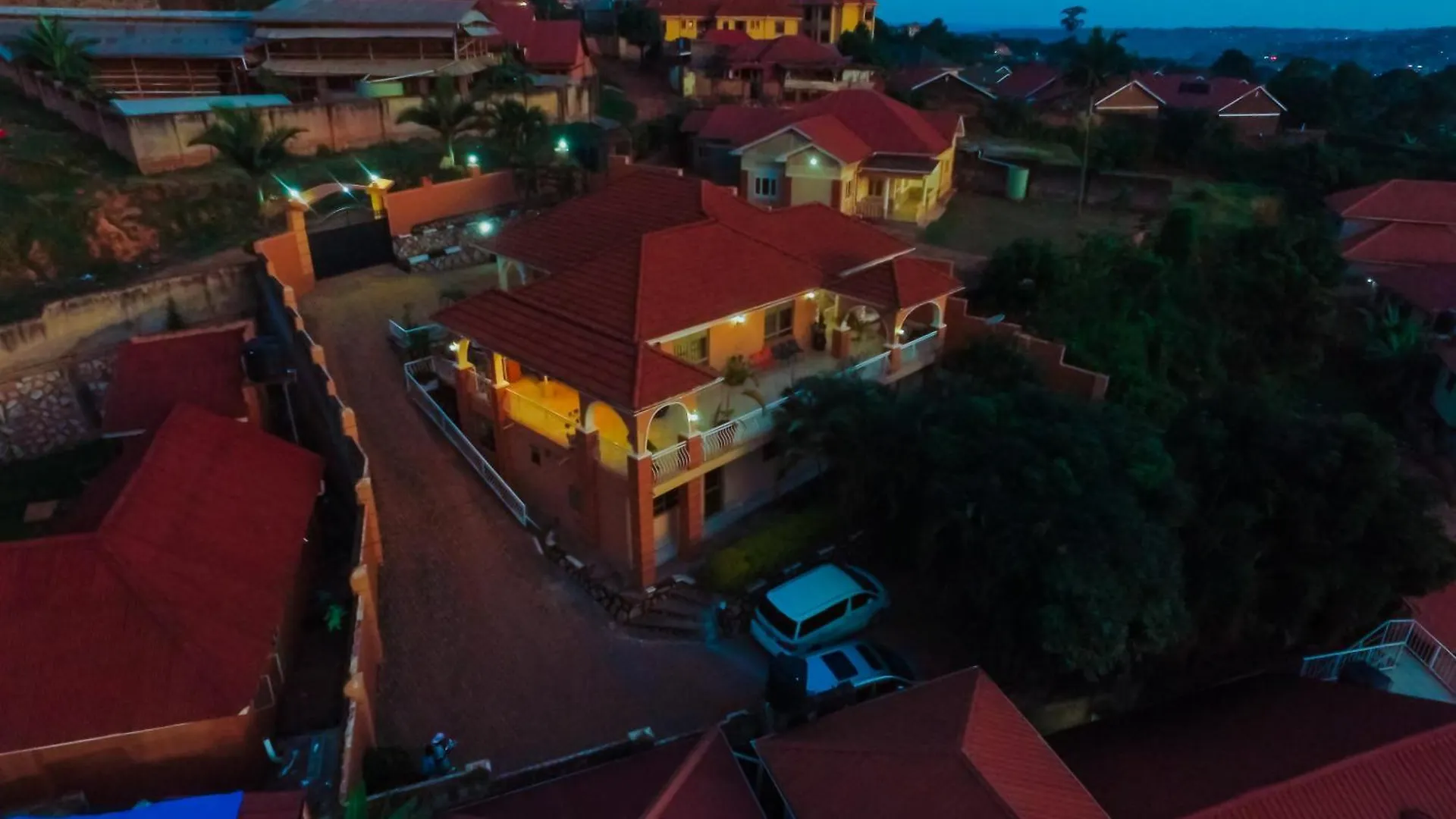 بيت للعطل The Terrace Villa كامبالا أوغندا